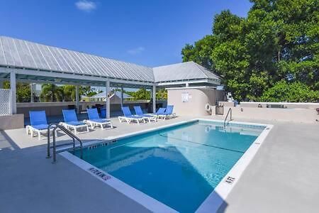 New Casa Caribe By Brightwild- Two-Story Condo Rooftop Pool Key West Ngoại thất bức ảnh