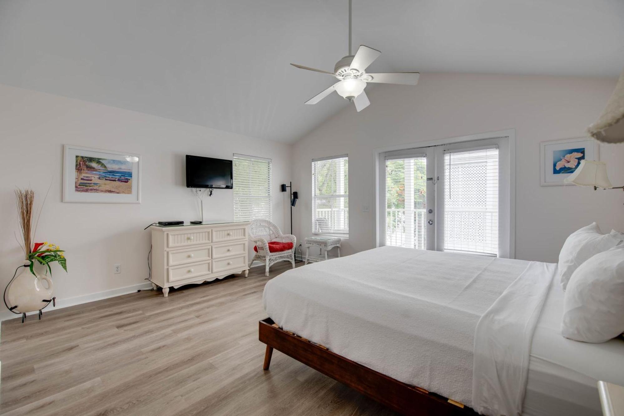 New Casa Caribe By Brightwild- Two-Story Condo Rooftop Pool Key West Ngoại thất bức ảnh